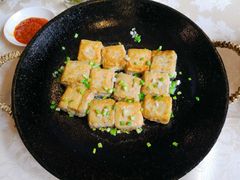 -披云山庄