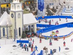 -长沙湘江冰雪世界