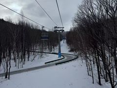 -亚布力新体委滑雪场