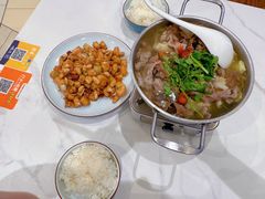 -犇逸·乐山跷脚牛肉·四川现炒(览海店)