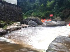 -崇州九龙峡漂流