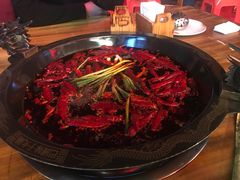-巴国妹子毛肚火锅(蓝光悦城店)