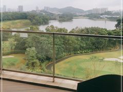 -深圳隐秀山居酒店