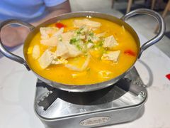 -渝是乎酸菜鱼(龙旗购物中心店)