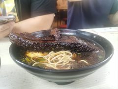 -小龙大肉面馆