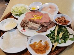 -桥香园云南过桥米线(金马碧鸡店)