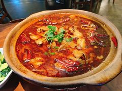 肥肠牛蛙砂锅-马头巷·食景园(苏州总店)