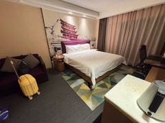 -兰州步行街希尔顿欢朋酒店