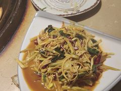 -万里闯关东铁锅炖菜馆(高新旗舰店)