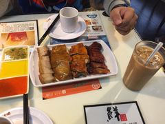 -新大咀港式茶餐厅(宝山万达店)