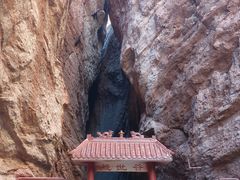 -天山神秘大峡谷