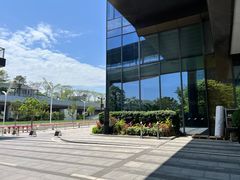 -深圳国际会展中心希尔顿酒店(前海华发冰雪世界店)