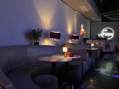 -INLOVE Live House