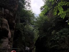 -龙潭大峡谷