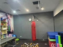 -爱尚游泳健身(外交公寓店)