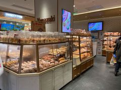 面包甜点陈列柜-山崎面包(静安久光店)