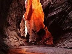 -天山神秘大峡谷