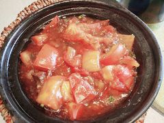 番茄牛腩煲-鑫小城故事·砂锅·排骨藕汤(兴业路店)