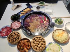 -卤校长老火锅(杨家坪直营店)