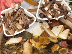 -土连锅·现熬养生汤锅(梁家巷店)