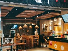 门面-罗罐中米粉(人信汇店)
