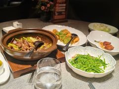 -虹潮荟·餐桌上的美食地理(太阳宫店)