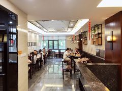 大堂-毛华美食(清扬路店)