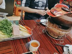 -沙胆彪炭炉牛杂煲(成都玉林店)