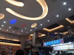 -覃记海鲜美食餐厅