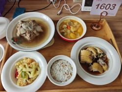 -禾馨·母婴护理月子中心(世纪大道店)