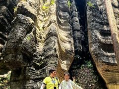 -梭布垭石林景区