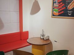 用餐区-Eckl’s爱氏热狗(猫街店)
