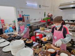 -容里煲仔饭(利丰北路店)