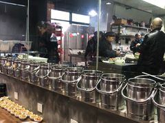 自助取餐区-漳河青花椒鱼头火锅