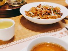 -顺风汤馆·广府粤菜(江宸天街店)
