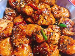 -BHC炸鸡(明洞总店)