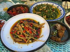 -去吃小龙虾·江湖菜·烧烤(南滨路店)