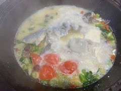 -泸沽肴(泸沽湖大洛水村农村信用社旁店)