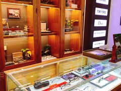-回瑞眼镜·蔡司·依视路官方授权店(广益路万达店)