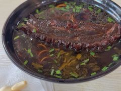 -小龙大肉面馆