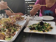 -鑫渔港海鲜本地菜·山海关浑锅(东戴河店)