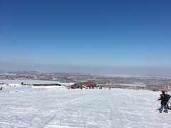 -丝绸之路山地度假区滑雪场