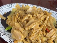 -天天向上素食餐厅(五台山店)