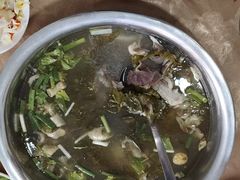 -黑竹沟新场牛肉火锅