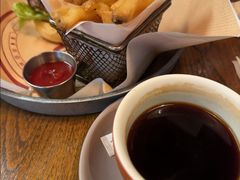 -BOURBON 玻本美式餐厅酒吧(虹桥新天地店)
