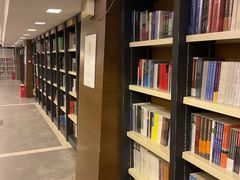 -先锋书店(五台山总店)