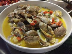 -龙巢盱眙龙虾·牛蛙·烧烤宵夜(八卦岭店)