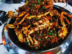 -凤凰路何眼镜香辣蟹(花果园店)