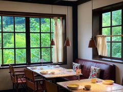 靠窗位-素描餐厅(灵隐天竺店)