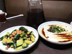 -沁香缘巫山烤鱼(看丹桥店)
